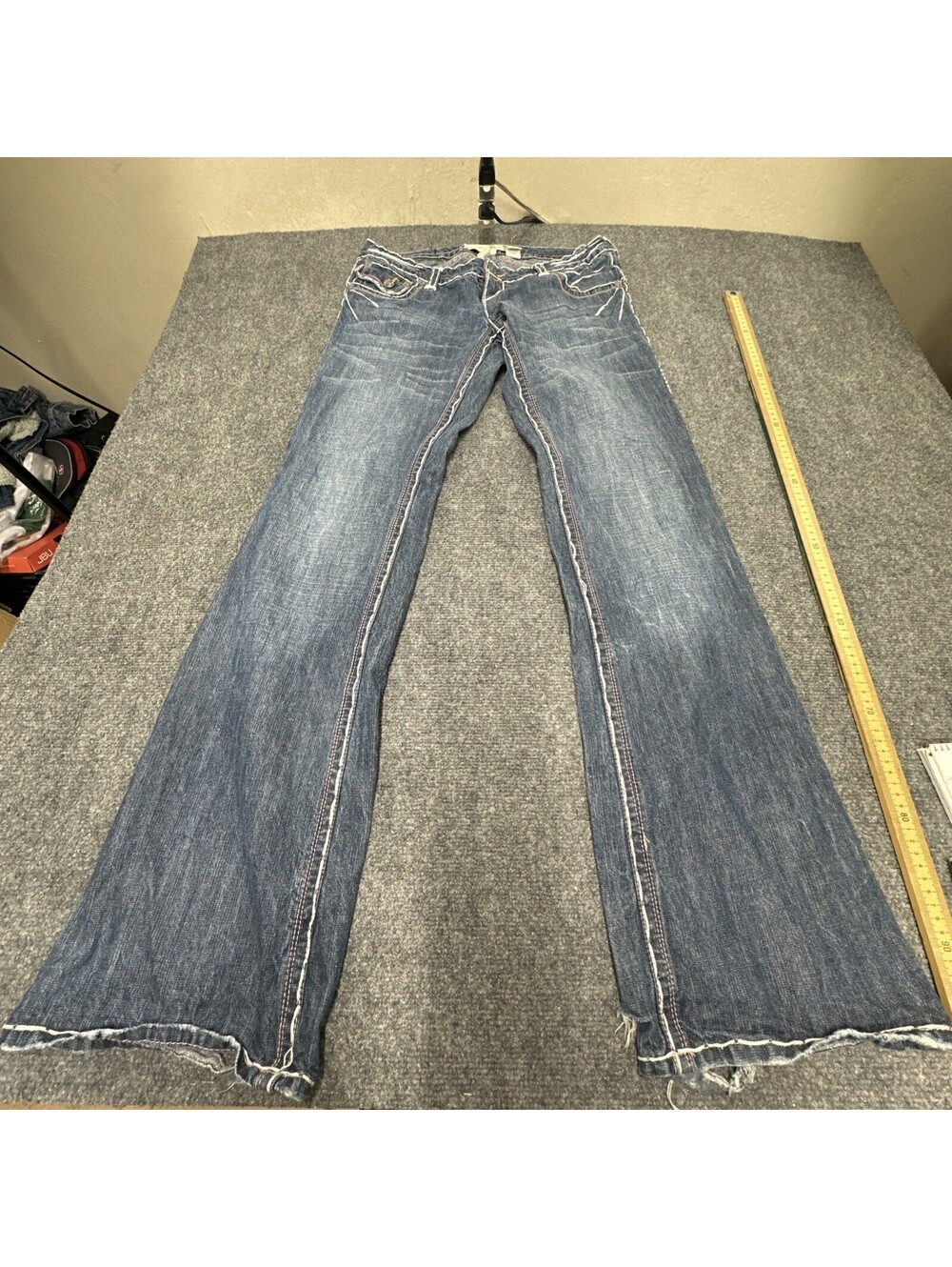 Laguna Beach Distressed Jeans Size 31 RND2015P
